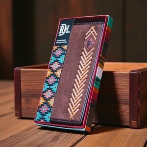 The Red Dirt Hat Co Rodeo Wallet in Brown Tan Leather Suede NIB